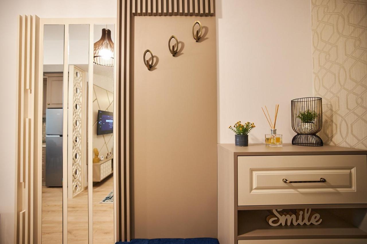 Uptown Apartments Jassy Zewnętrze zdjęcie
