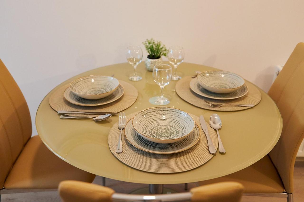 Uptown Apartments Jassy Zewnętrze zdjęcie
