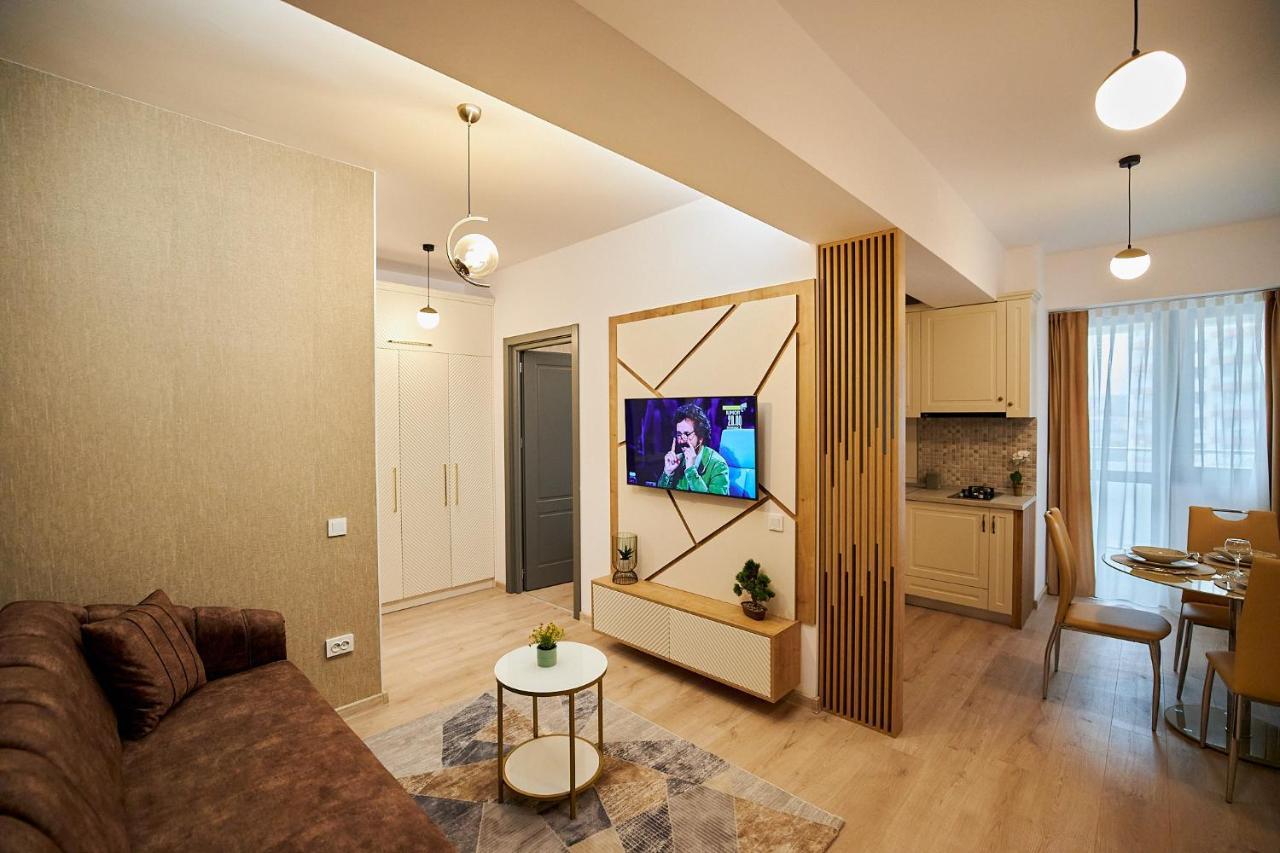 Uptown Apartments Jassy Zewnętrze zdjęcie